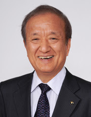 前川 燿男 まえかわ あきお